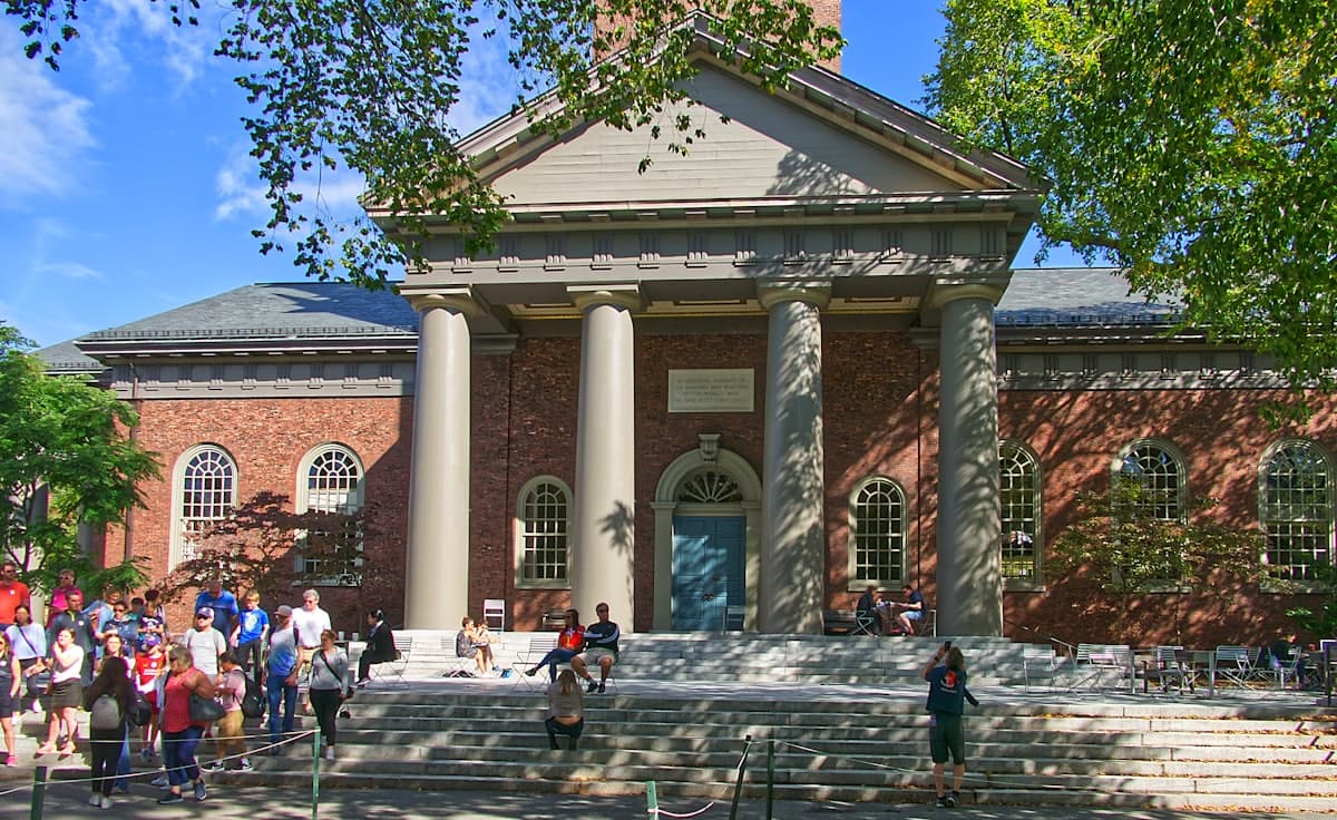 Cambridge, MA