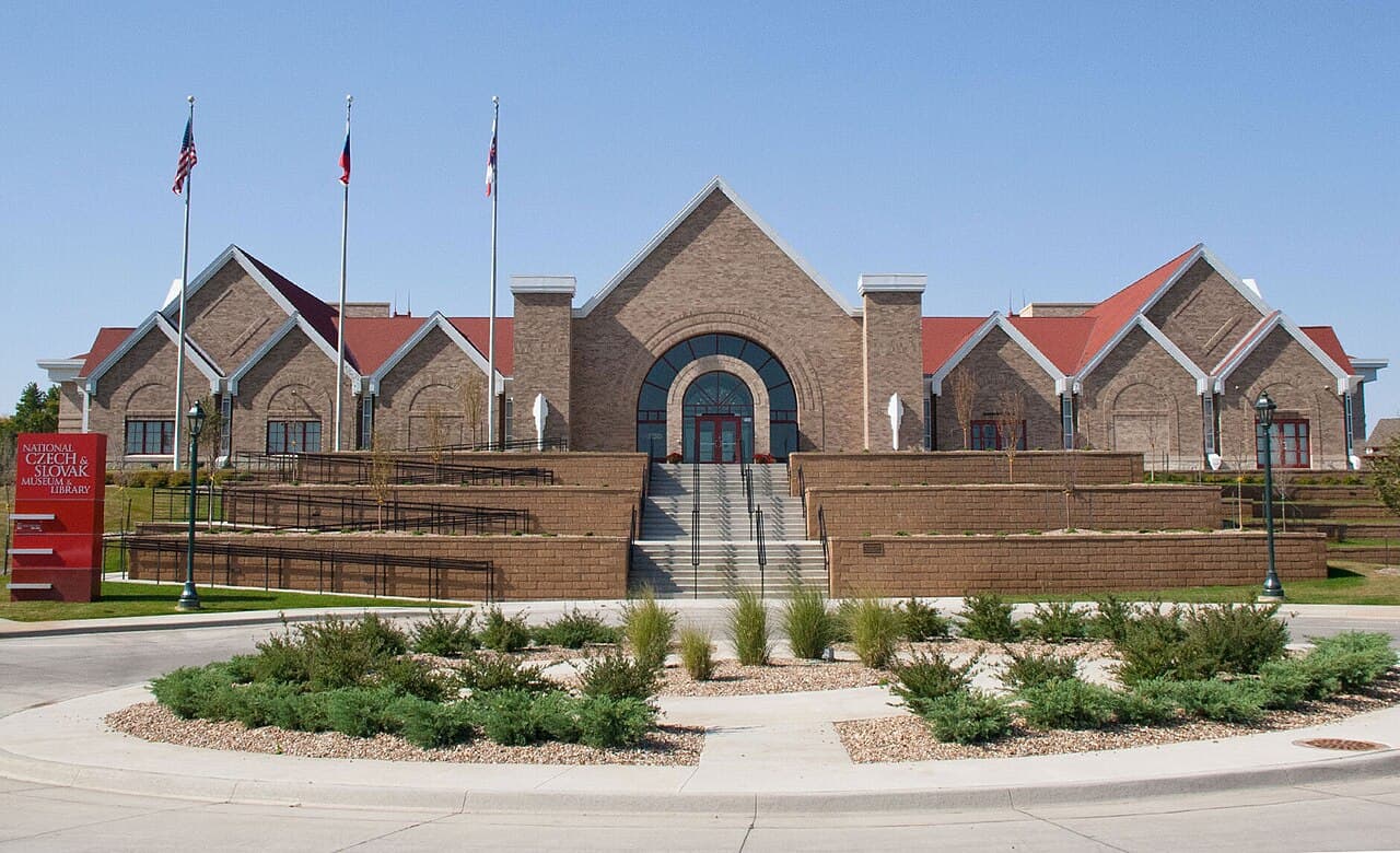 City in Iowa, United States — Cedar Rapids, IA