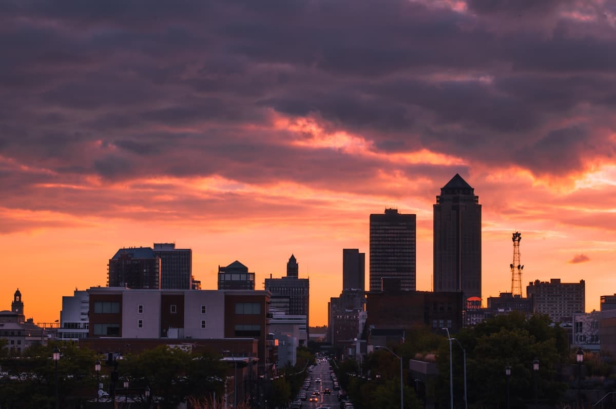 Des Moines, IA