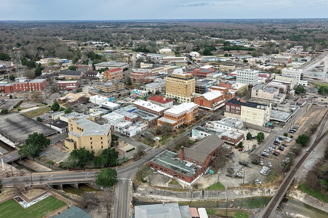 City in Mississippi, United States — Hattiesburg, MS
