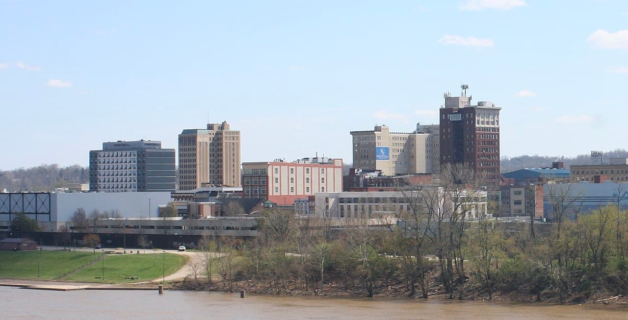 City in West Virginia, US — Huntington, WV